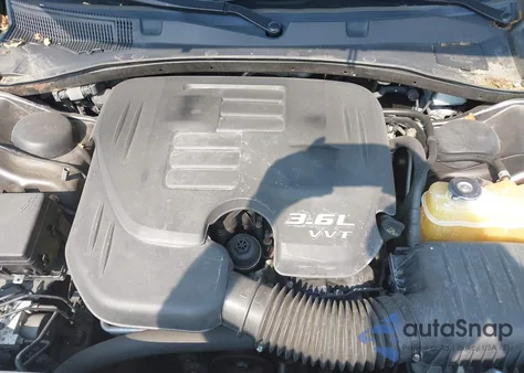 2016 Dodge Charger Sxt z USA, uszkodzony, nr VIN 2C3CDXHG1GH305836